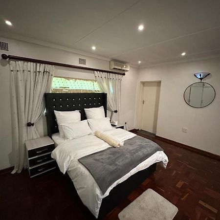 K-Lodge Pietermaritzburg Bagian luar foto