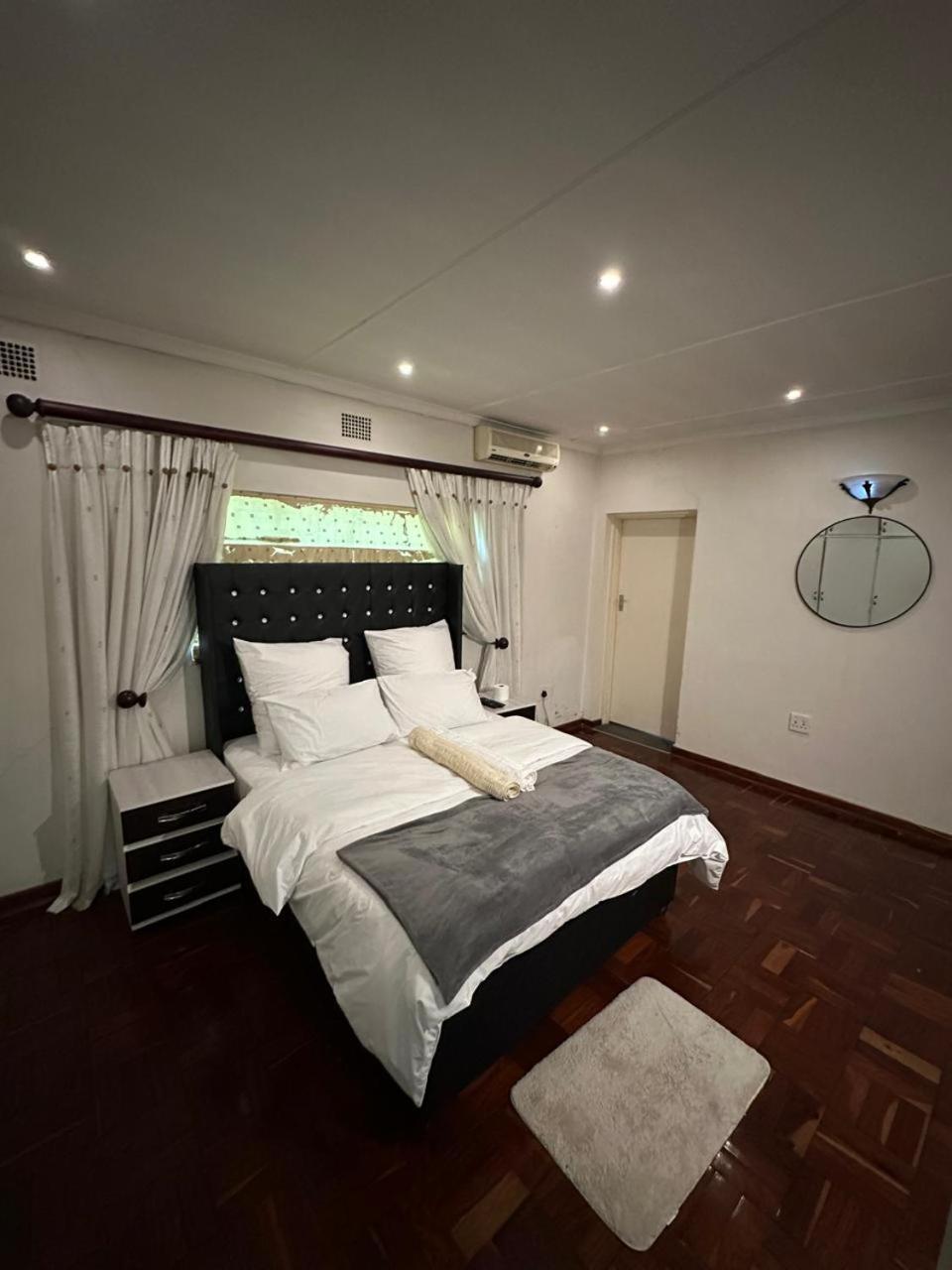 K-Lodge Pietermaritzburg Bagian luar foto