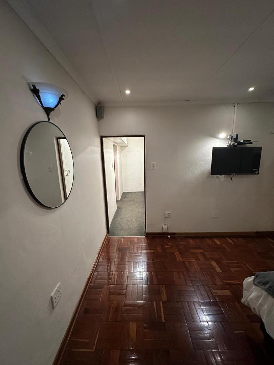 K-Lodge Pietermaritzburg Bagian luar foto