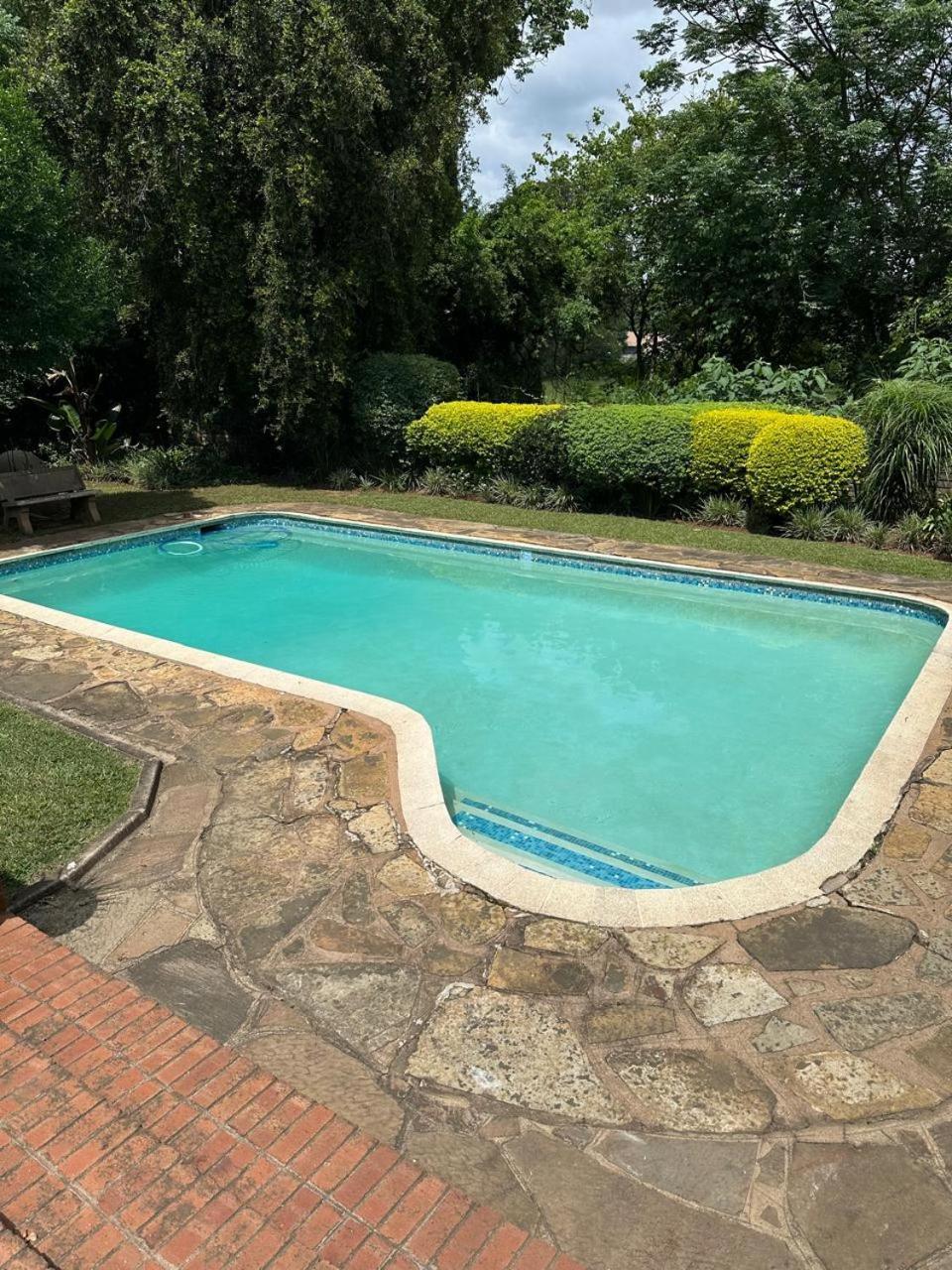 K-Lodge Pietermaritzburg Bagian luar foto